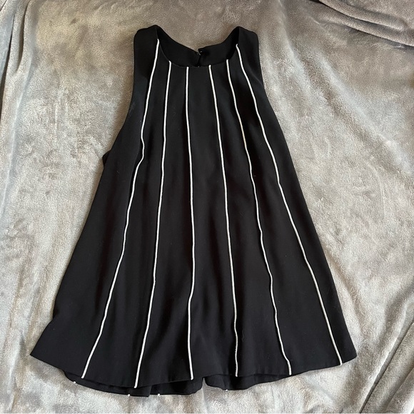 Ann Taylor black sleeveless blouse with white stripes Size Xs - Picture 5 of 6
